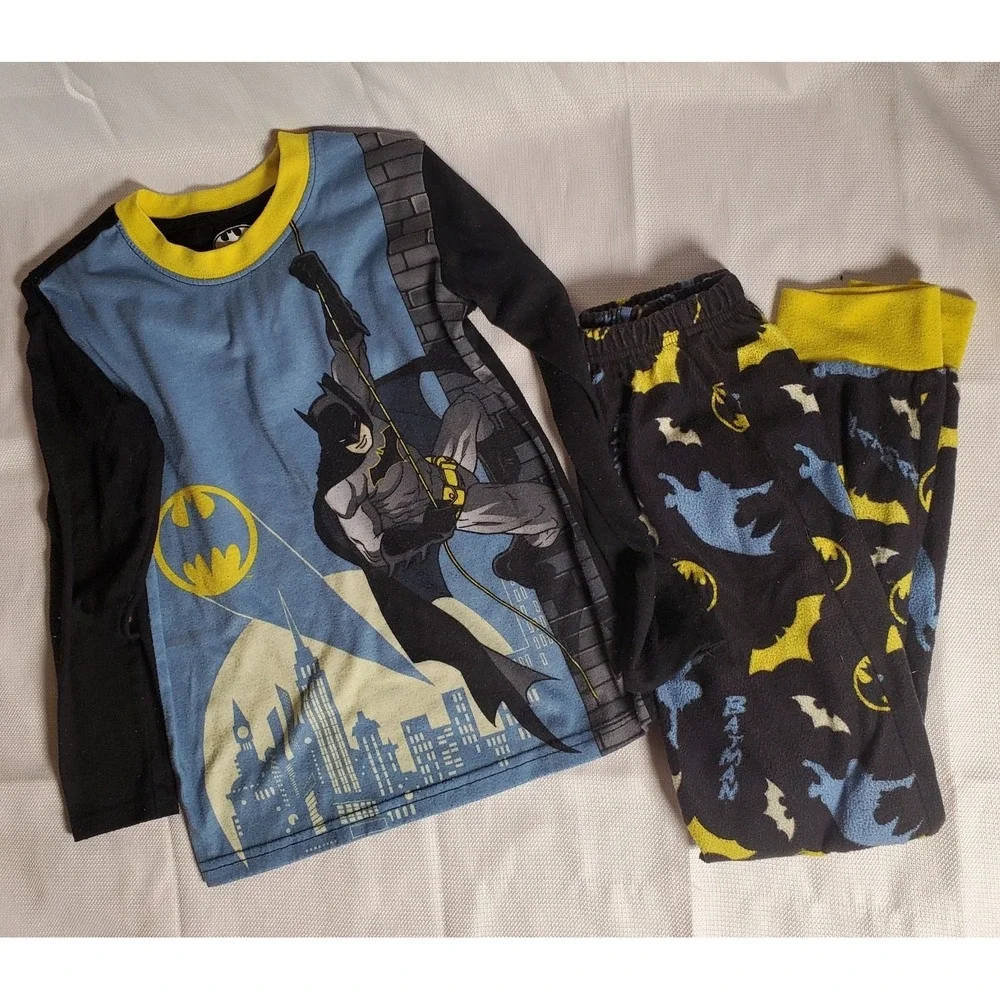 Batman Pajamas 2-Piece PJ'S Cuffed Pants‎ Long Sleeve Boys Size 6/7